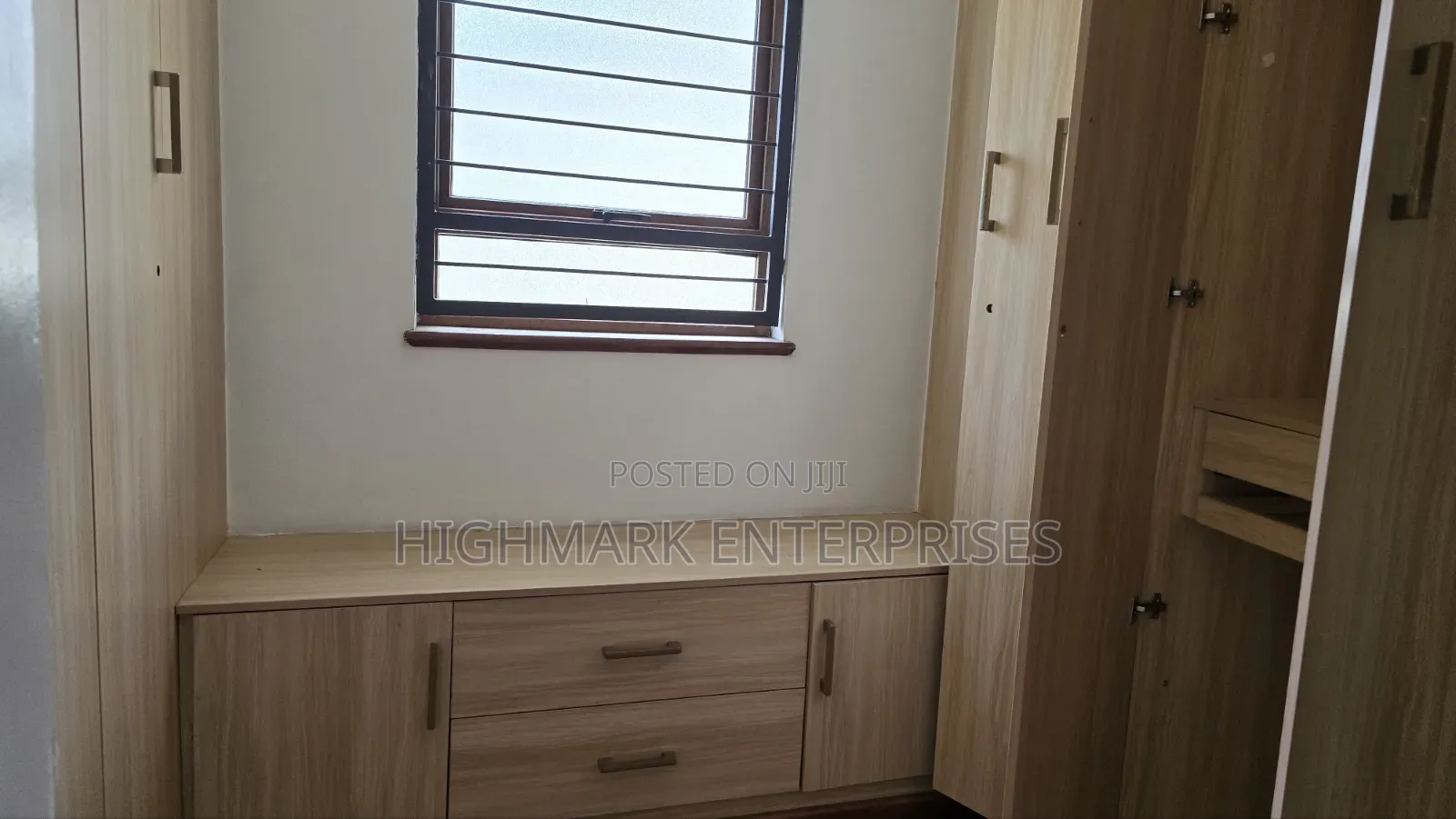 5bdrm Villa in Kaputei Gardens, Muthangari for rent