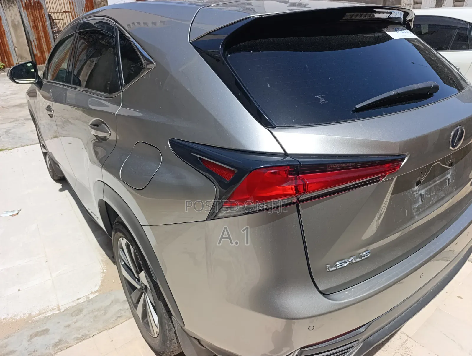 Lexus NX 300h FWD 2019 Gray