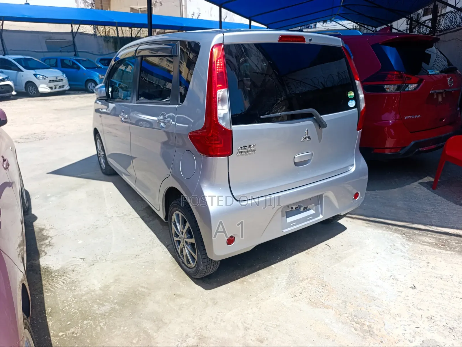 Mitsubishi EK Wagon 660 FWD 2019 Silver