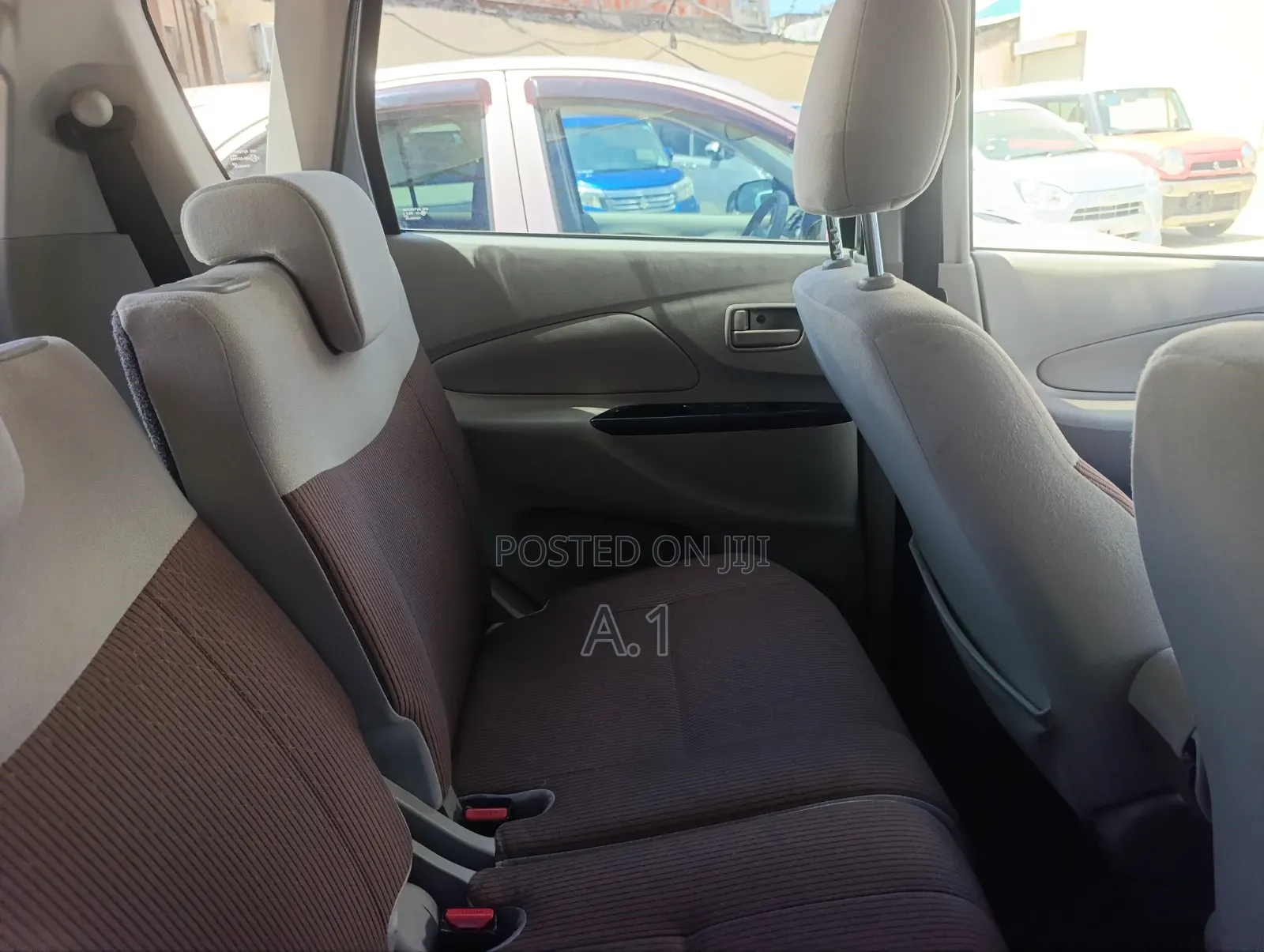 Mitsubishi EK Wagon 660 FWD 2019 Silver