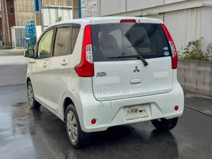 Mitsubishi EK Wagon 660 FWD 2019 Pearl