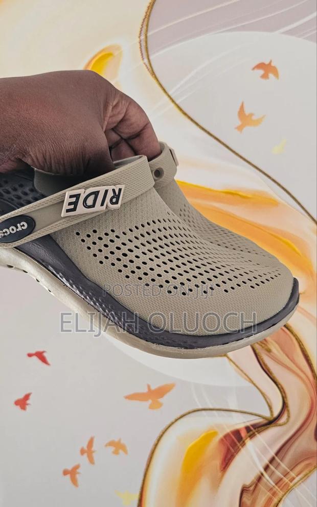Crocs Literide - Light Gray
Quality 
Sizes 37-45 - thumbnail 2