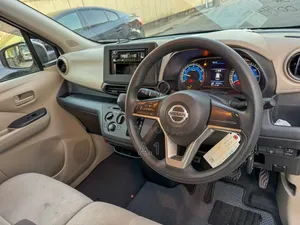 Nissan Dayz 2019 Off white