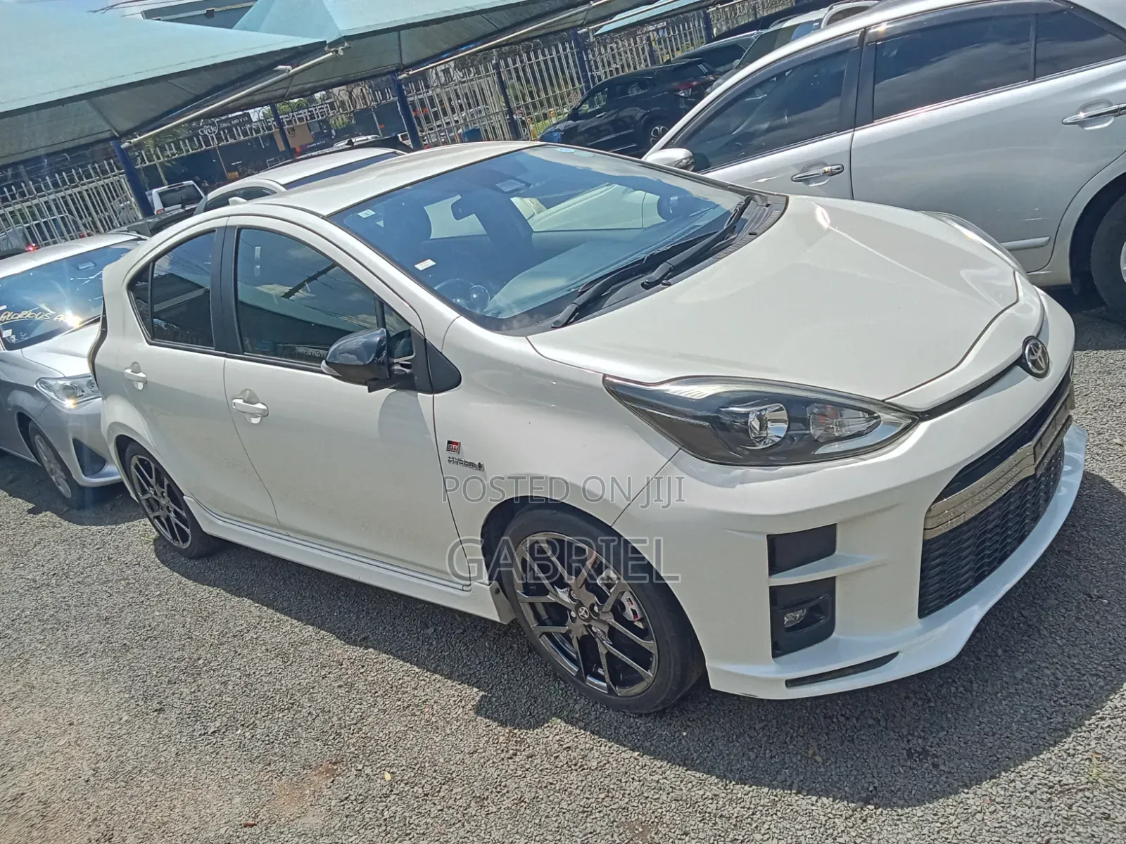 Toyota Aqua 2019 White