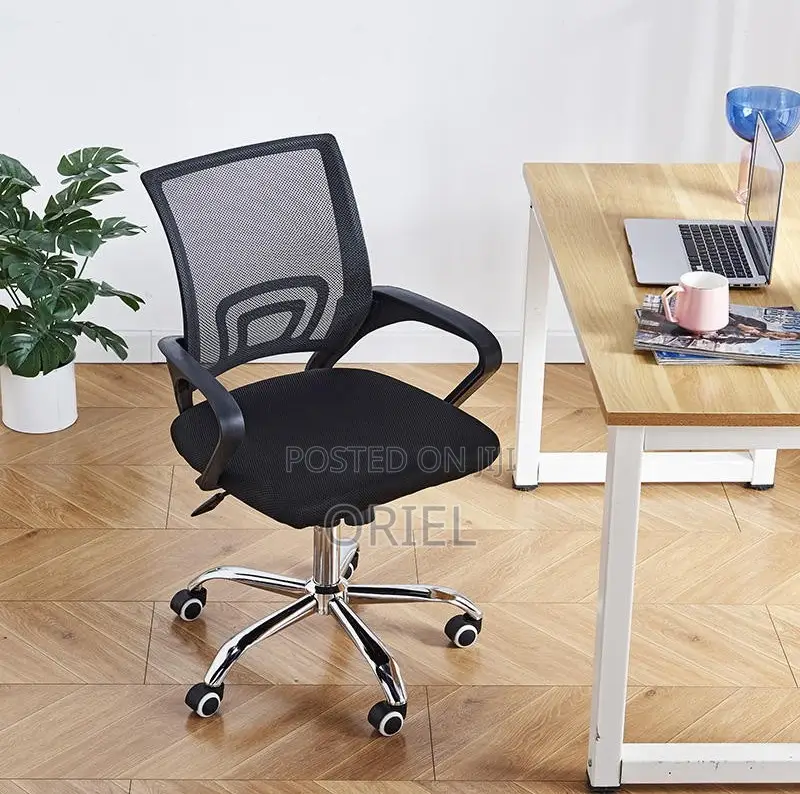 Mid-Back Office Chair : Premium Breathable Conference Chair