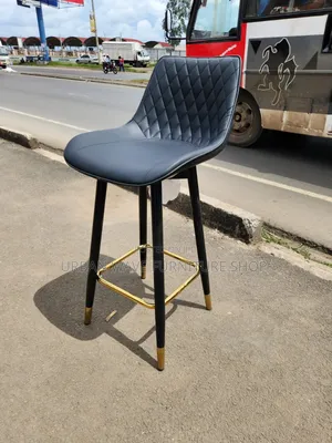 Rotational Lab Stool
