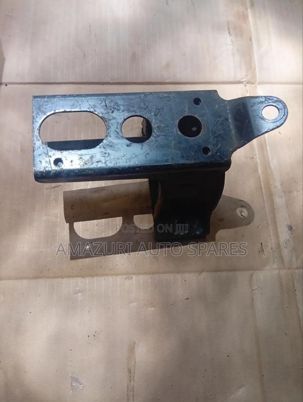 Toyota Passo Settle Gear Box Mounting