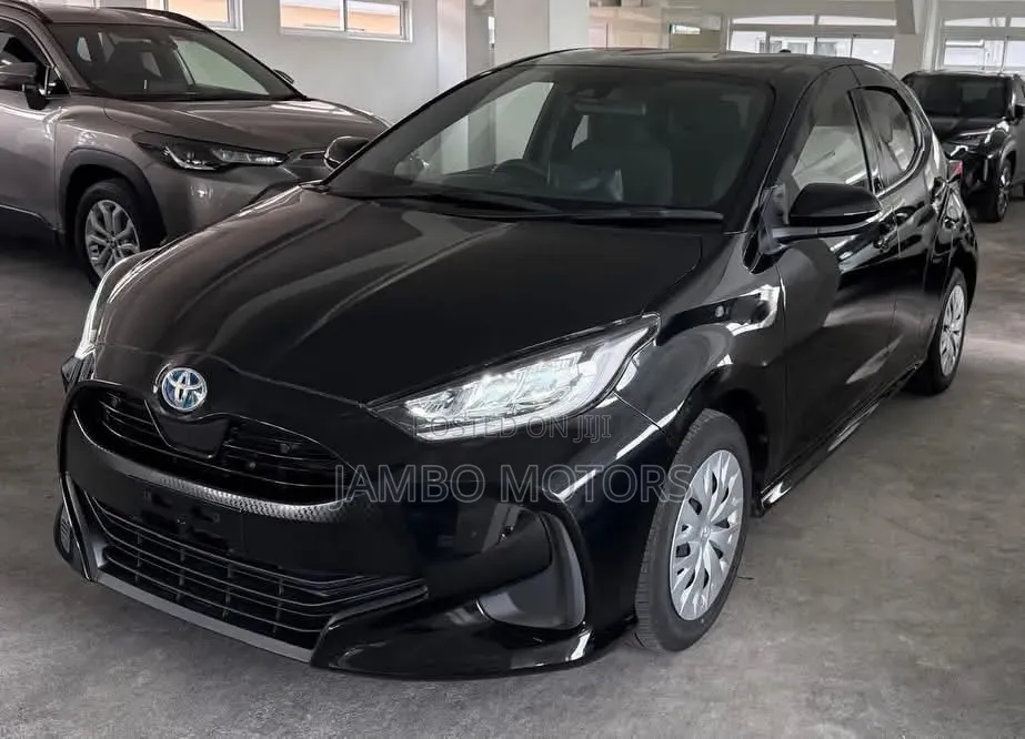 Toyota Yaris 2021 Black