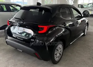 Toyota Yaris 2021 Black