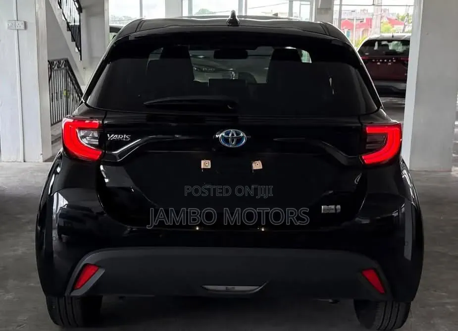 Toyota Yaris 2021 Black