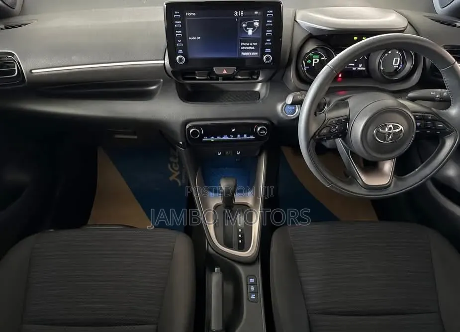 Toyota Yaris 2021 Black