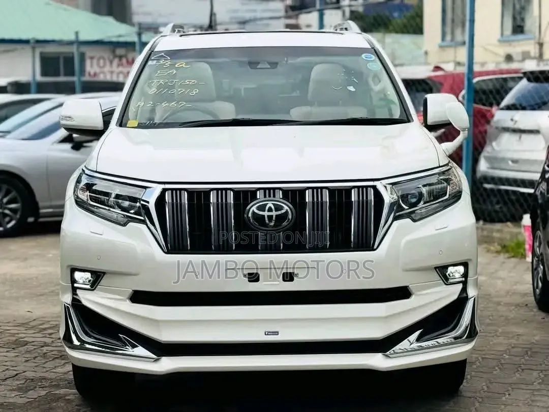 Toyota Land Cruiser Prado 2.7 2022 White