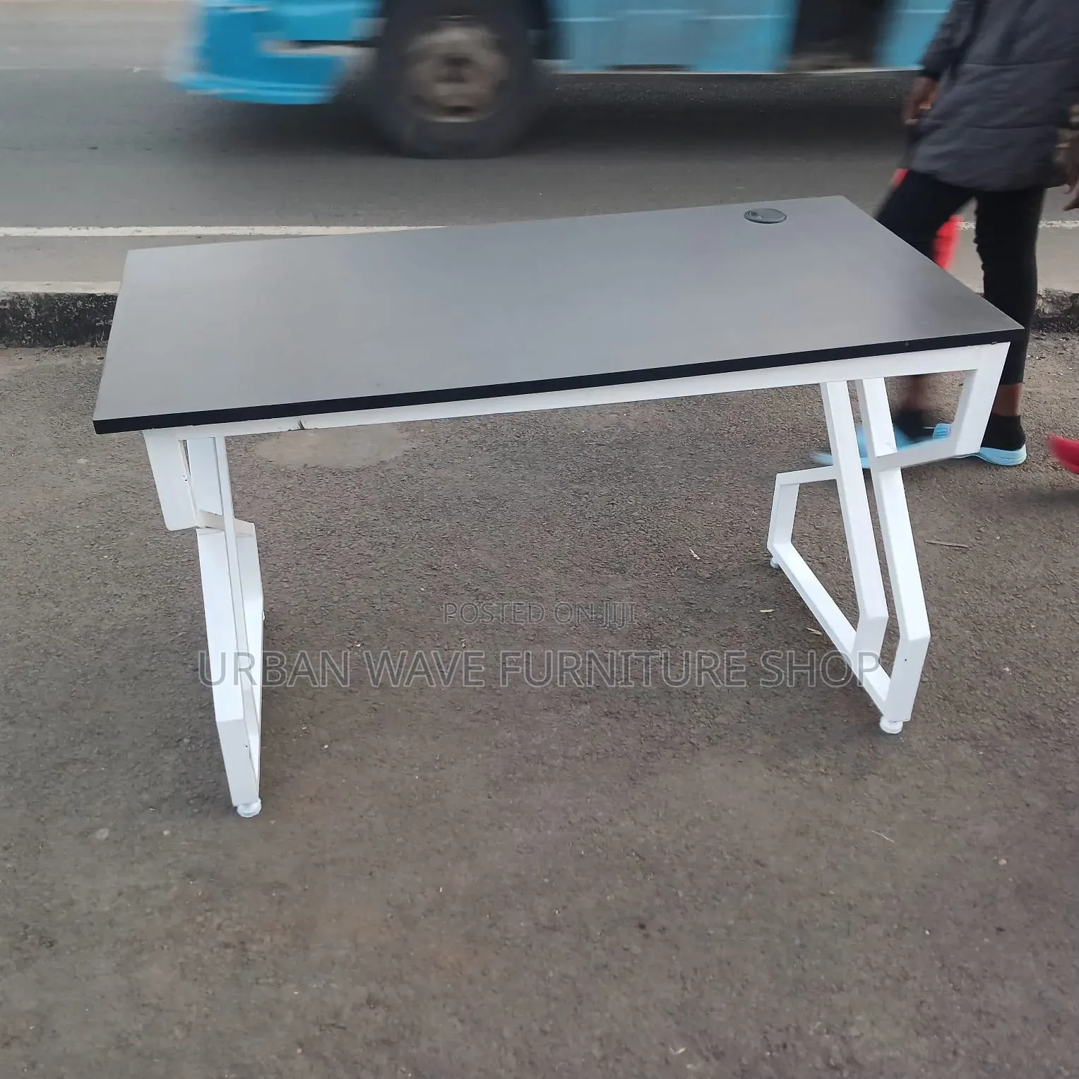 Study Exemplary Desk