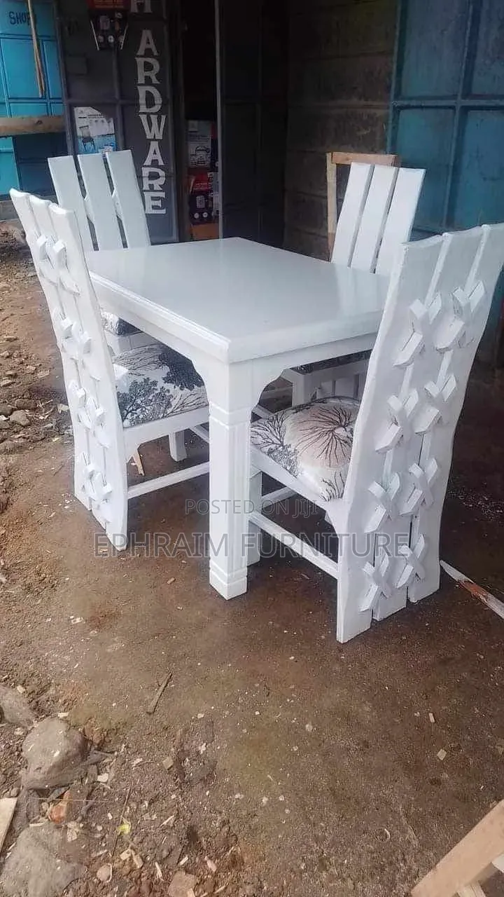 Best White 4 -Seater Dinning Set for Sale