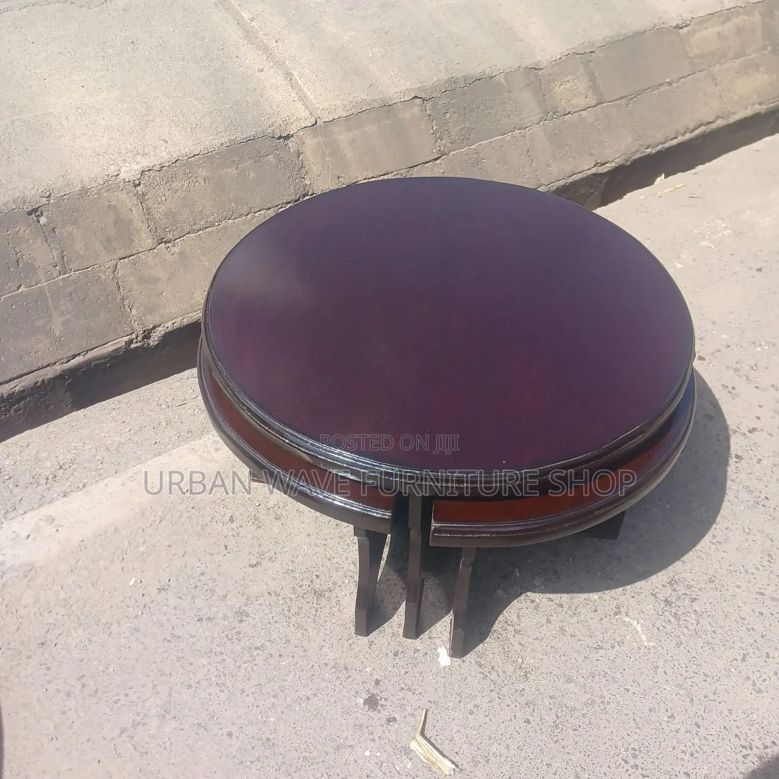 Round Mahogany Table