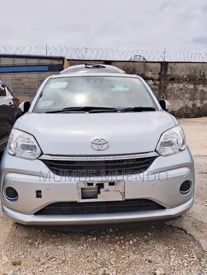 Toyota Passo 1.0 FWD 2020 Silver