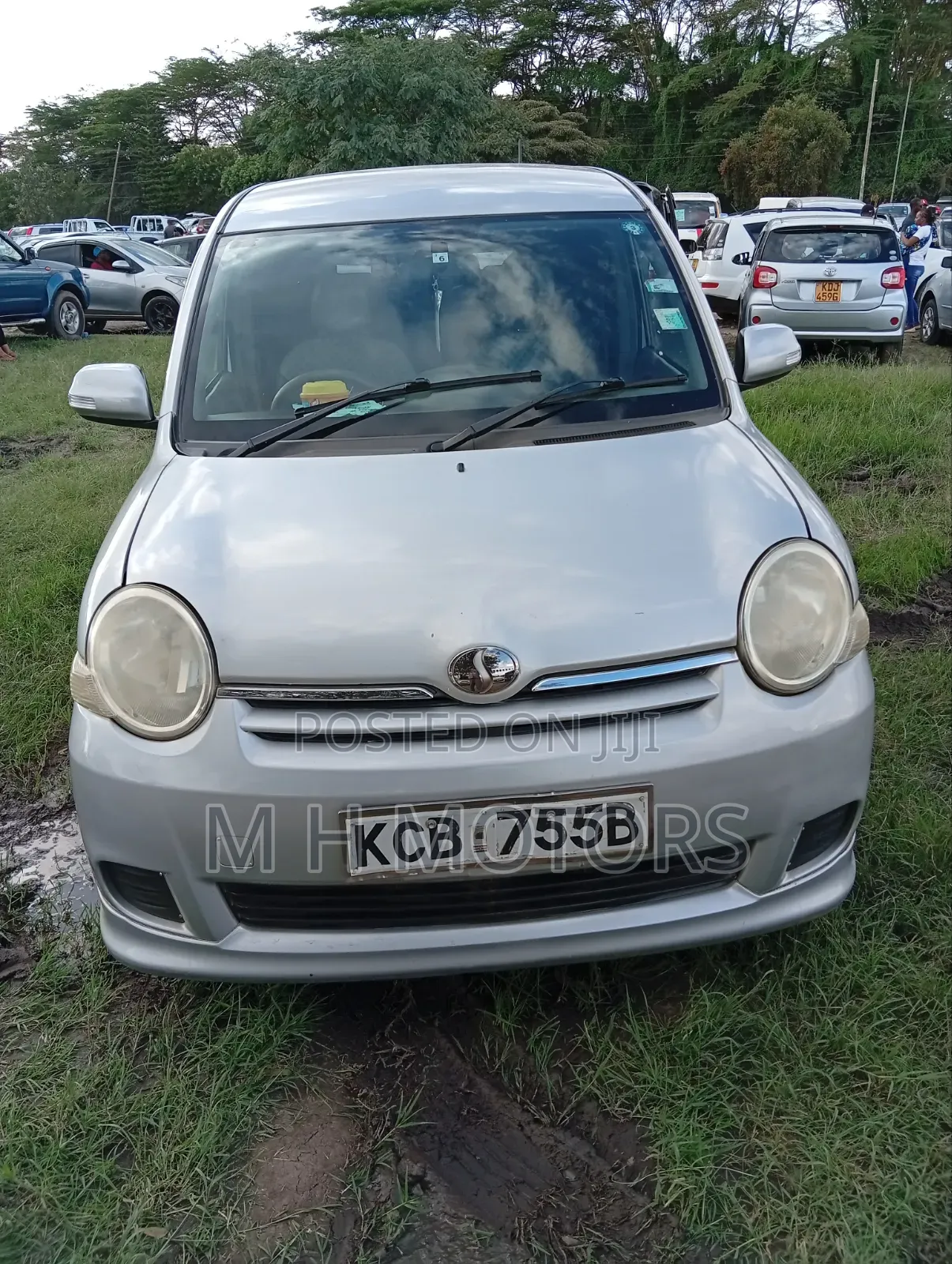 Toyota Sienta 2007 Silver