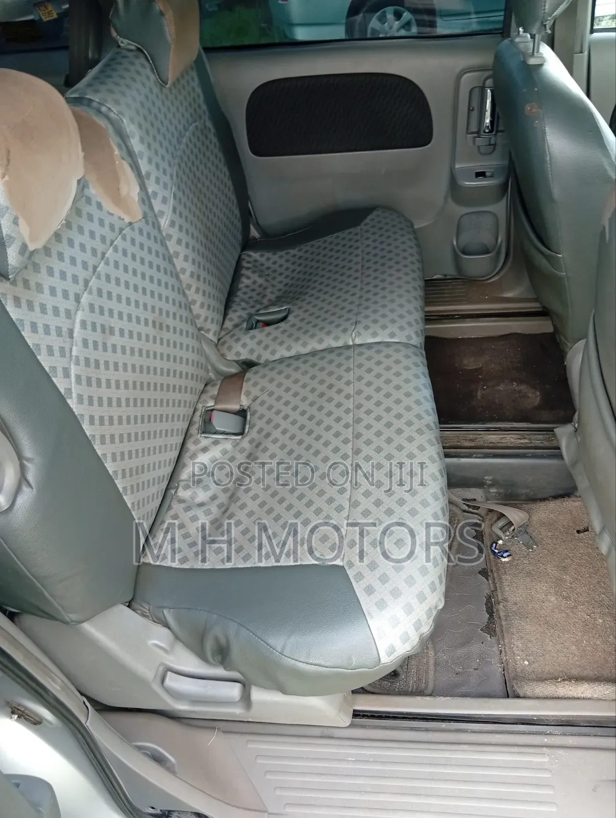Toyota Sienta 2007 Silver