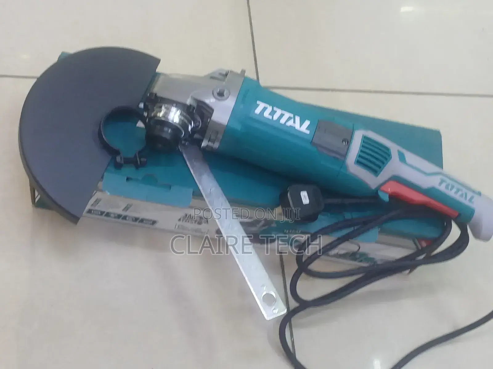 Total Industrial 9” Angle Grinder – High Speed Grinding Machine