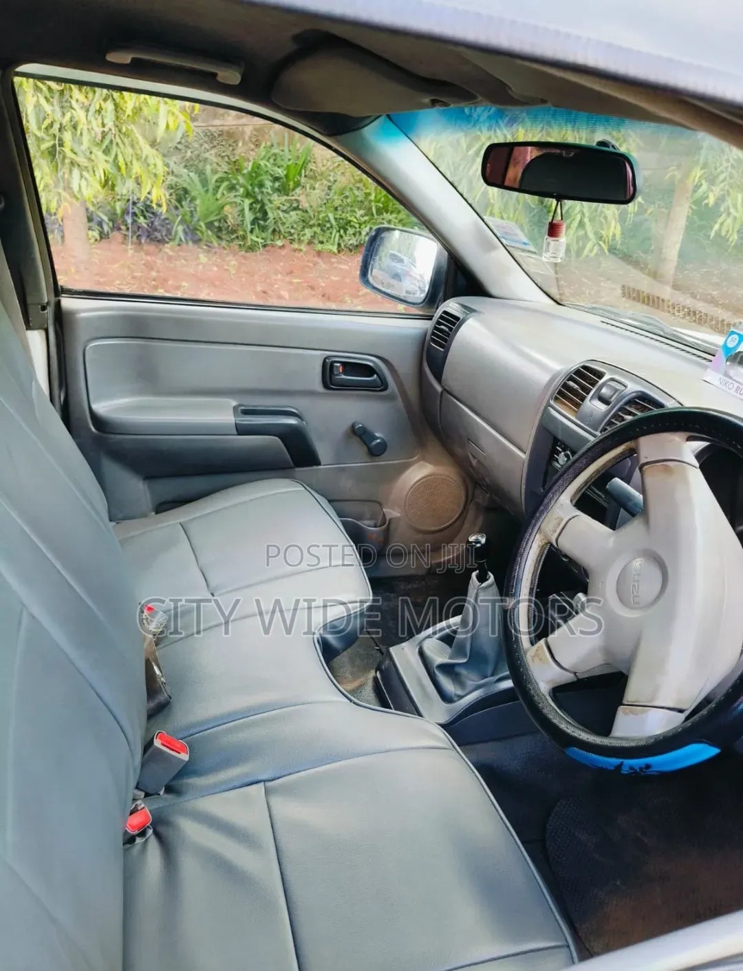 Isuzu D-MAX 2006 White
