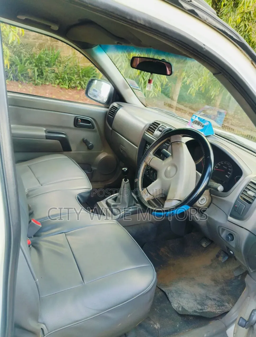 Isuzu D-MAX 2006 White