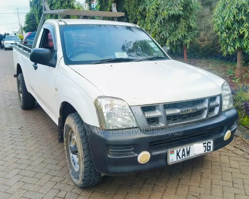 Isuzu D-MAX 2006 White