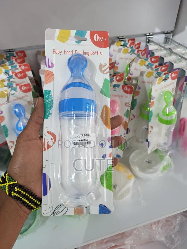 2-in-1 Silicone Squeeze Baby Feeding Bottle With Spoon