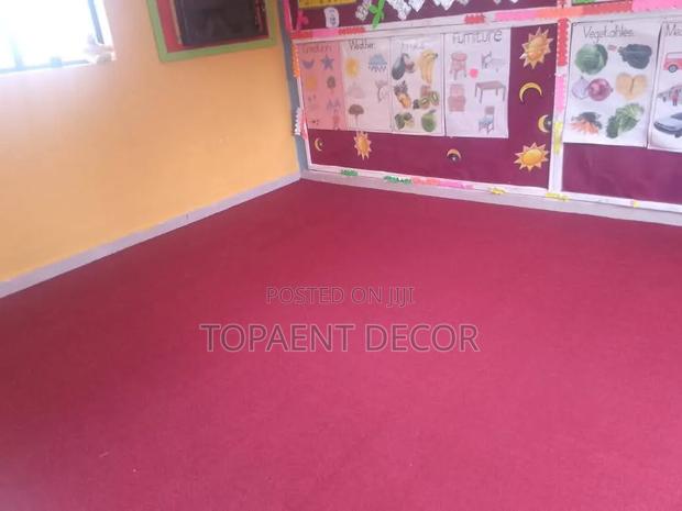 Wall to Wall 4mm Thick Classrooms Coverage Wall to Wall Carpets