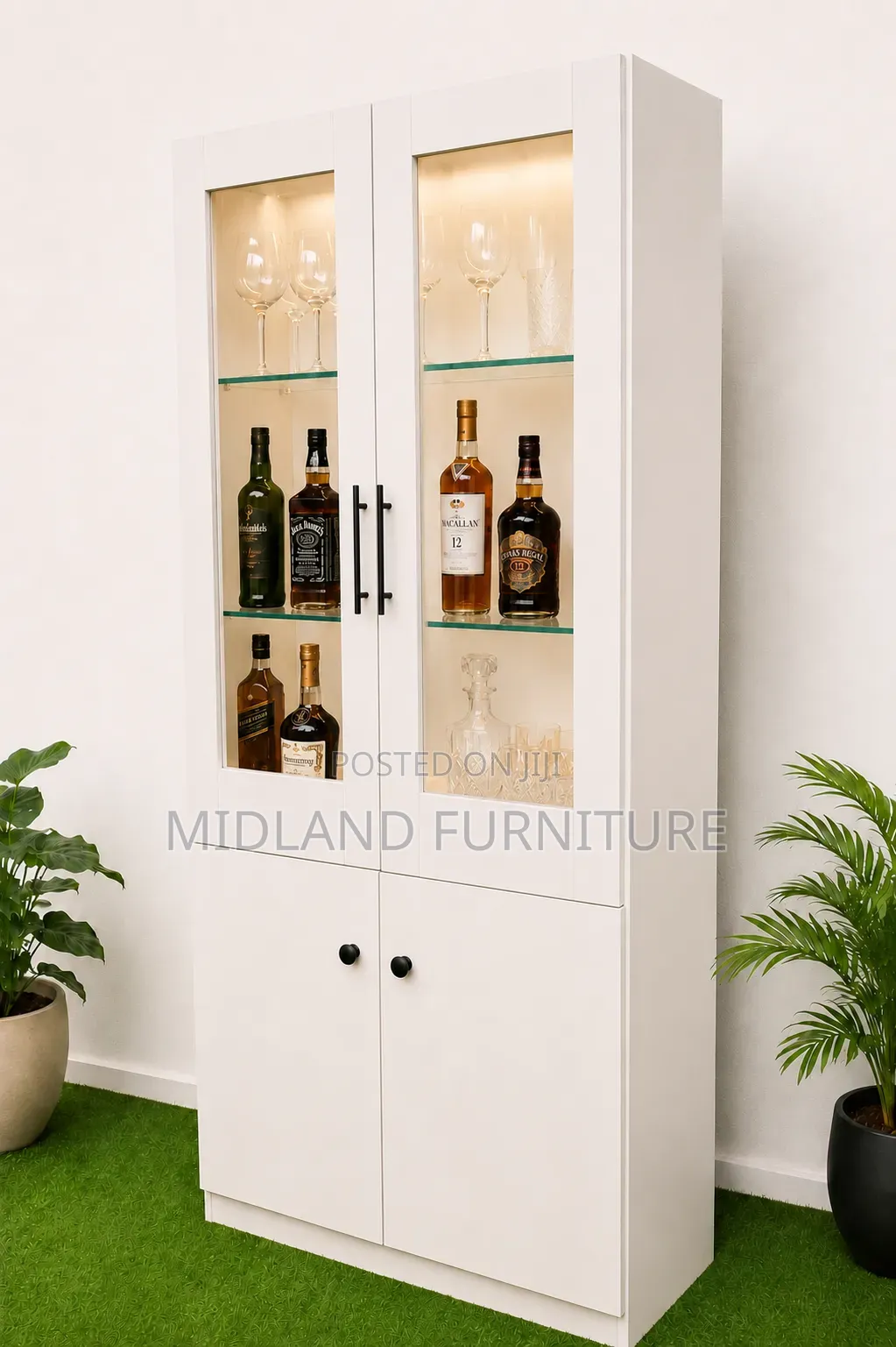 Modern Wooden Bar Cabinet / Wine/ Liquor Cupboard/ Display Cabinet