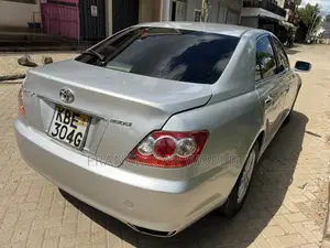 Toyota Mark X 2006 Silver
