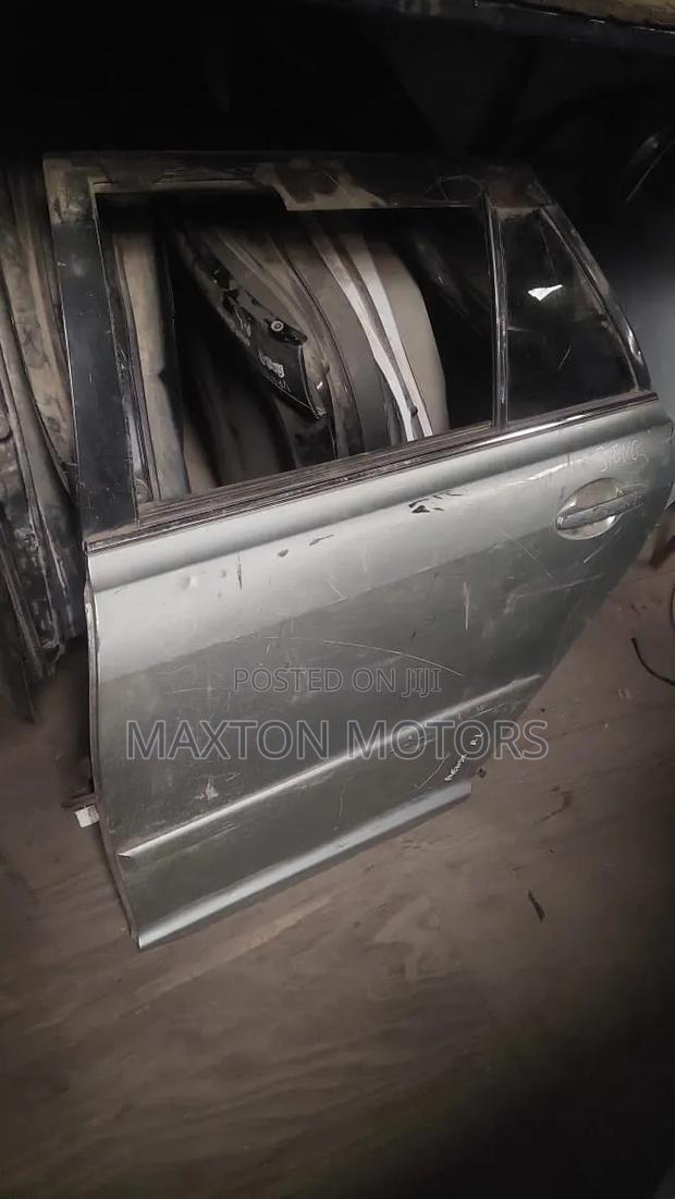 Toyota Avensis 2005-2008 Rear Door Hatchback