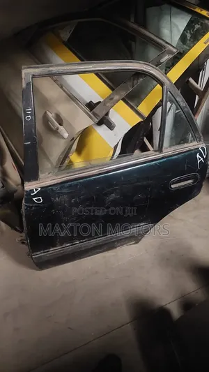 Corolla 110 Rear Door