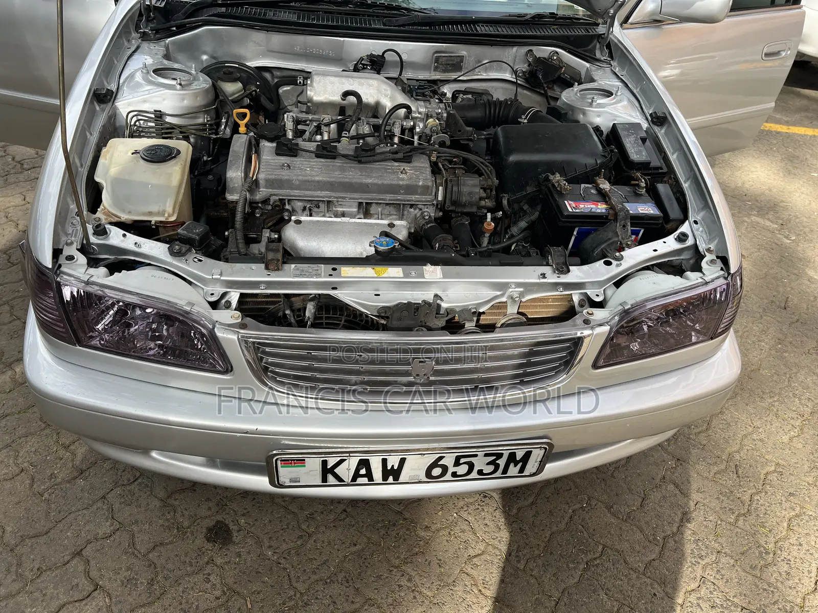 Toyota Corolla 1995 Silver