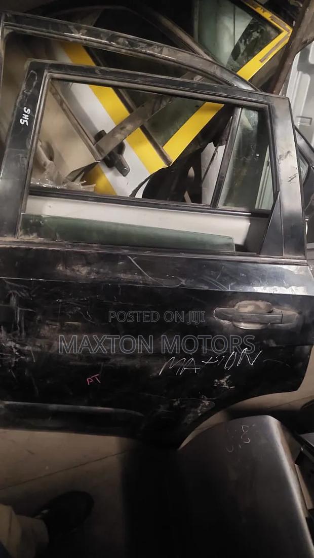 Forester Sh5 Rear Door - thumbnail 2