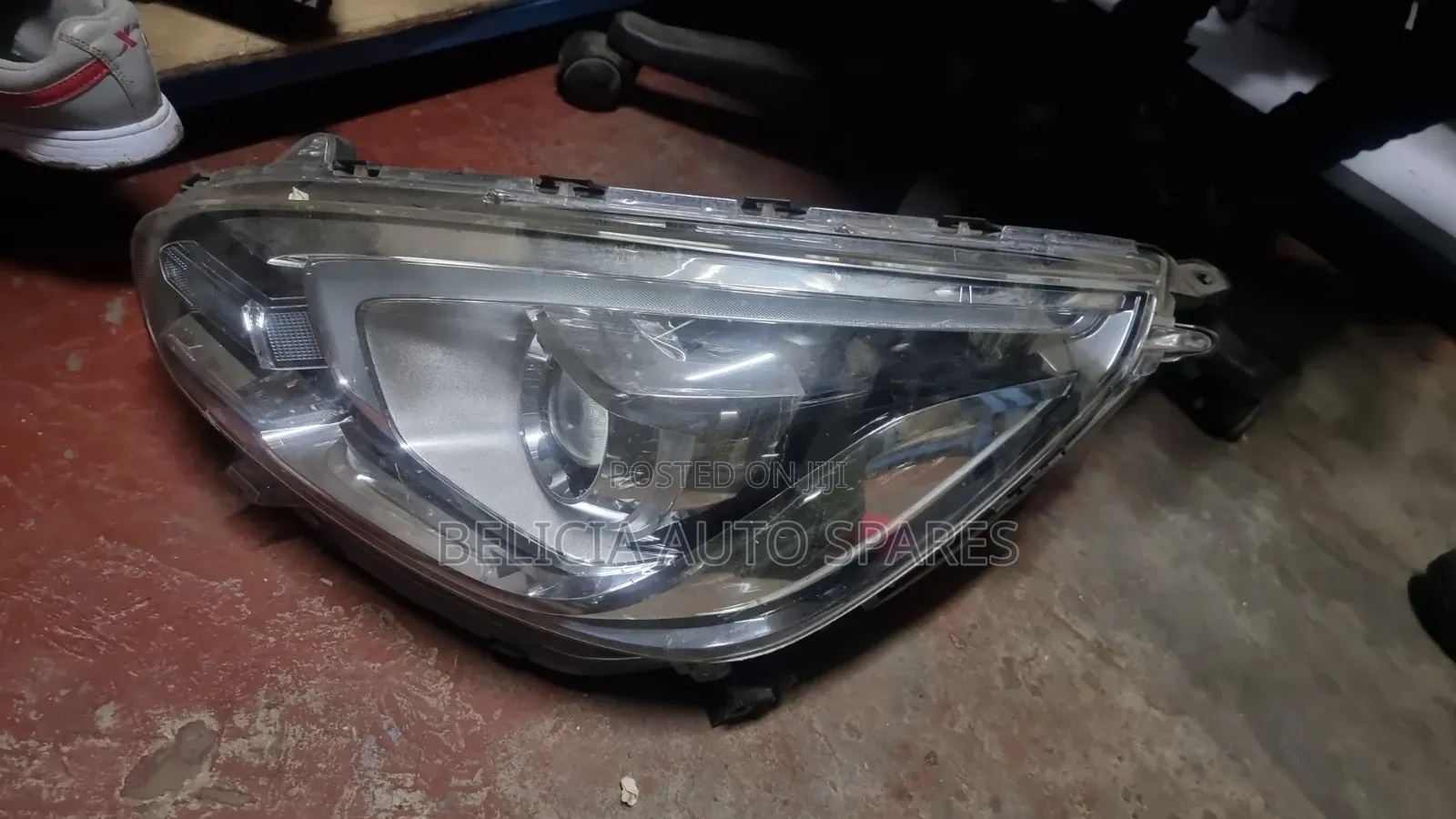 Mirage 2015 Xenon Headlight