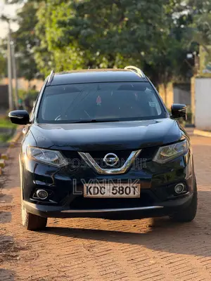 Nissan X-Trail 2.0 Petrol FWD 2014 Black