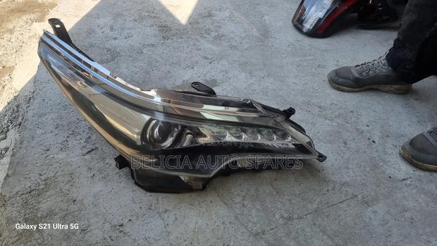 Tyota Fortuner 2015 Headlight Xenon - thumbnail 2
