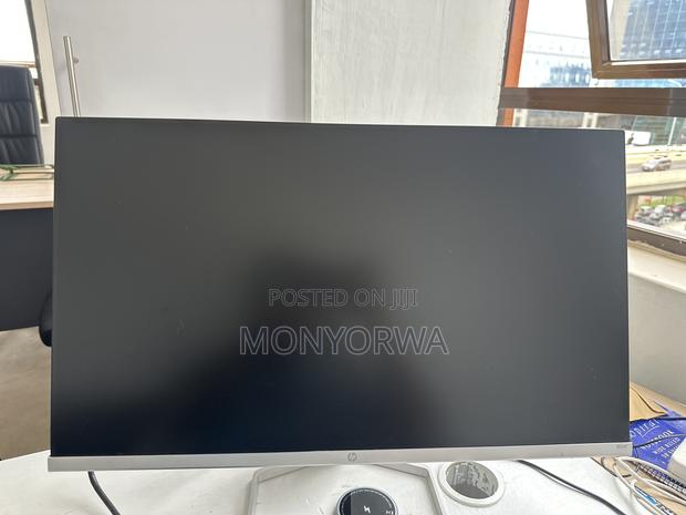 HP M24f Monitor - main view