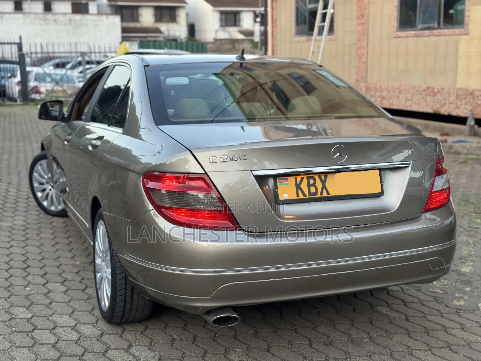 Mercedes-Benz C200 2007 Gold