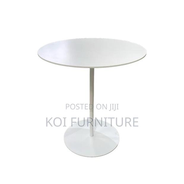 Coffee Table; Maerckel Round Marble Coffee Table - thumbnail 6
