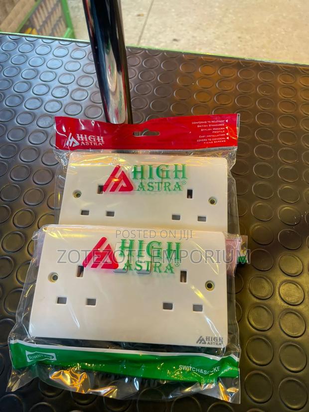 High Astra 13a Double Switched Outlet