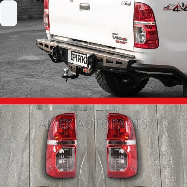 Tail Lamp Toyota Hilux Vigo Champ 2011