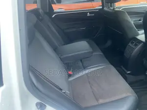 Honda Jade 2019 Pearl