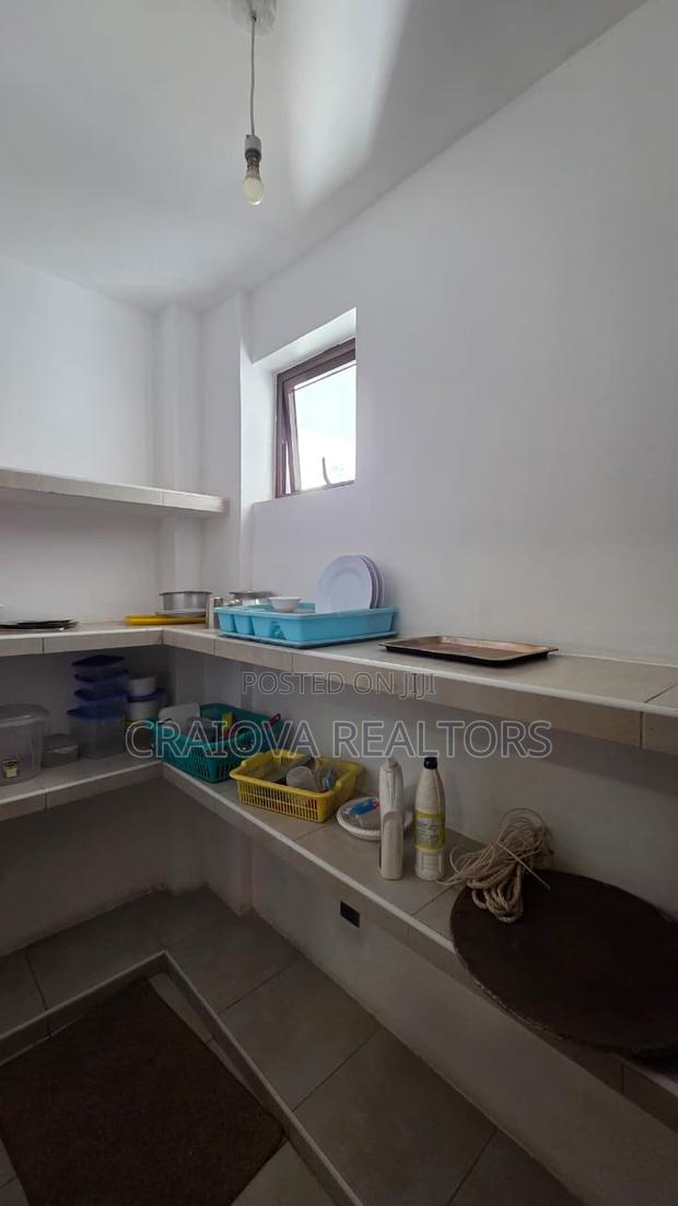 Furnished 2bdrm Apartment in Parklands/Highridge for rent - thumbnail 5