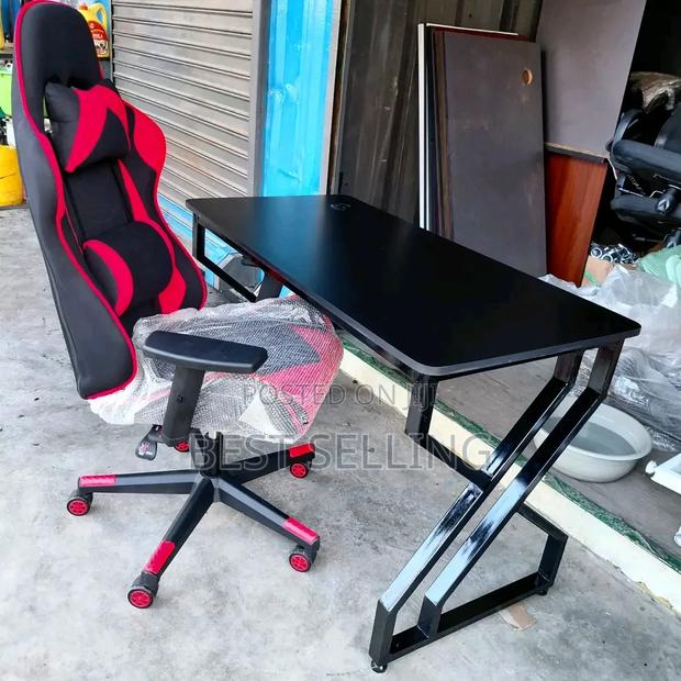 High Quality Metallic Table and Gaming Chair - main view