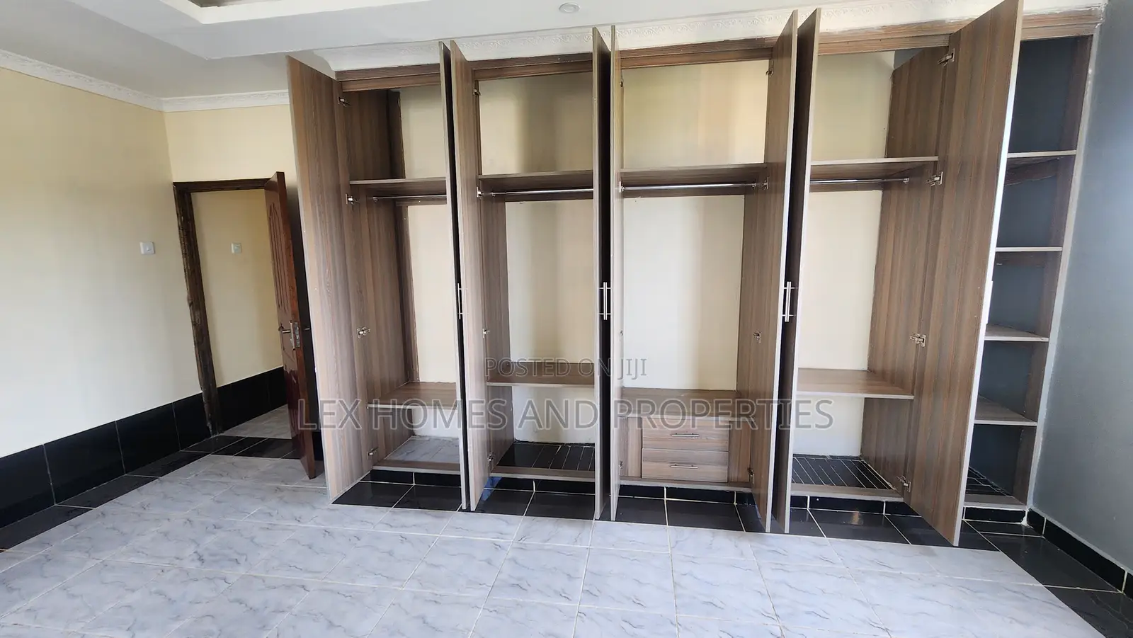 4bdrm Bungalow in Rimpa for sale