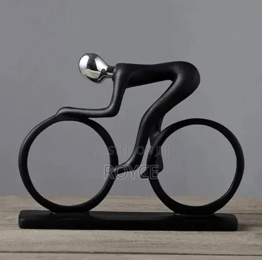 Cyclist Figurine - thumbnail 2