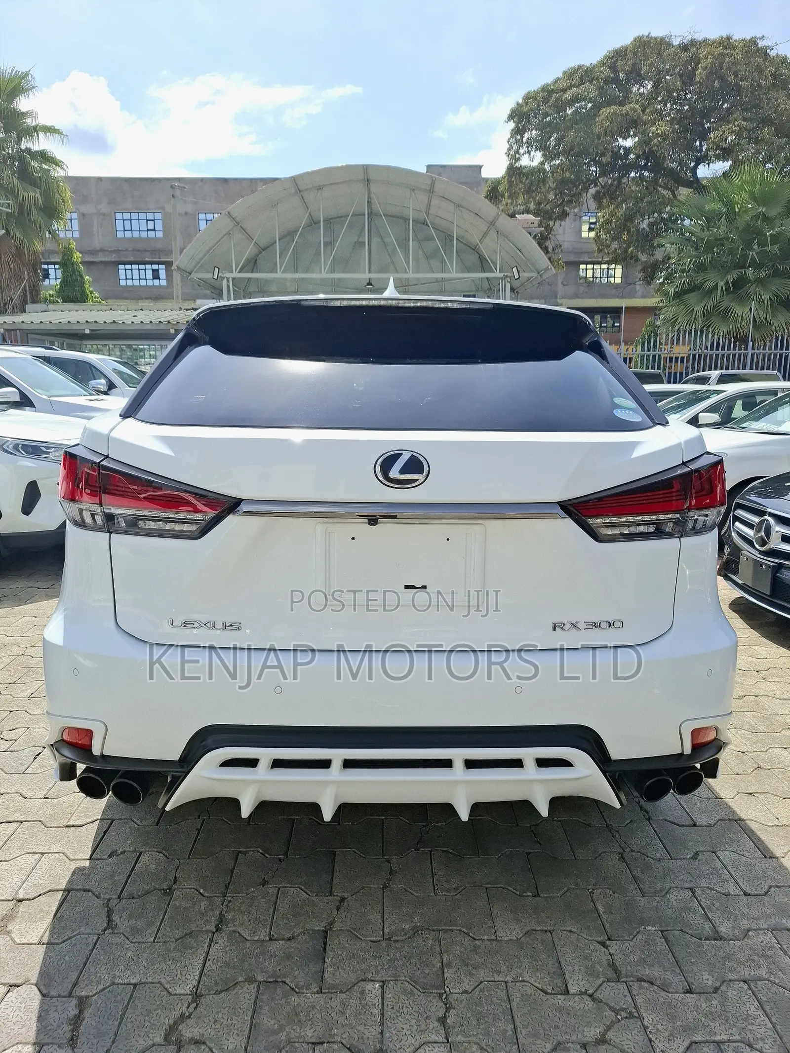 Lexus RX 300 4WD 2019 White