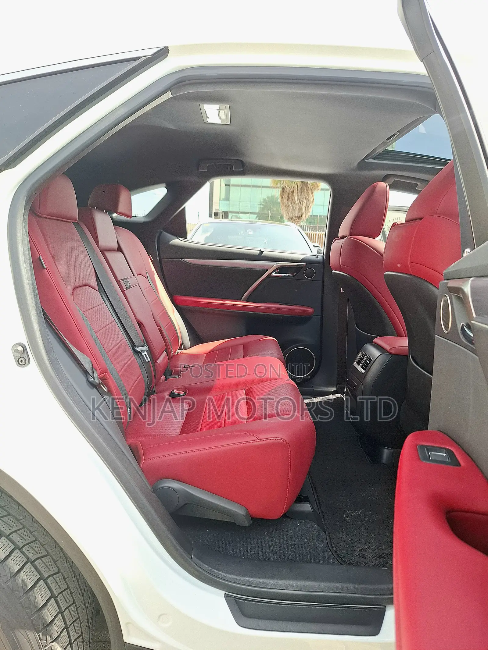 Lexus RX 300 4WD 2019 White
