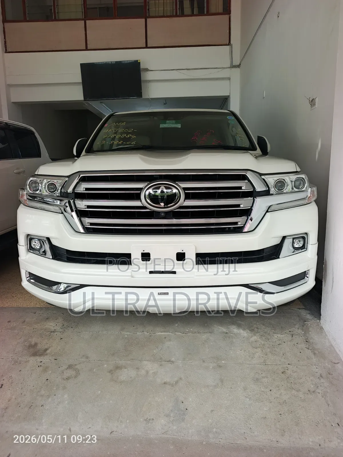 Toyota Land Cruiser 2019 White